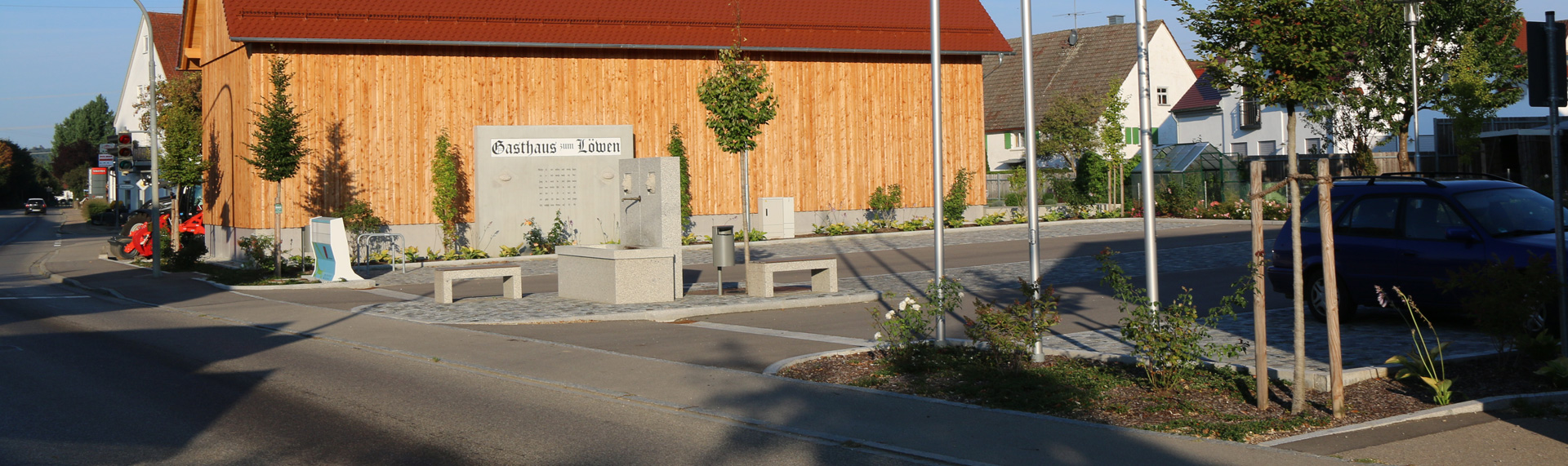 Header Unterroth - Dorfplatz