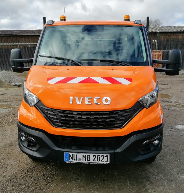 IVECO Daily Fahrzeug neu - Frontansicht